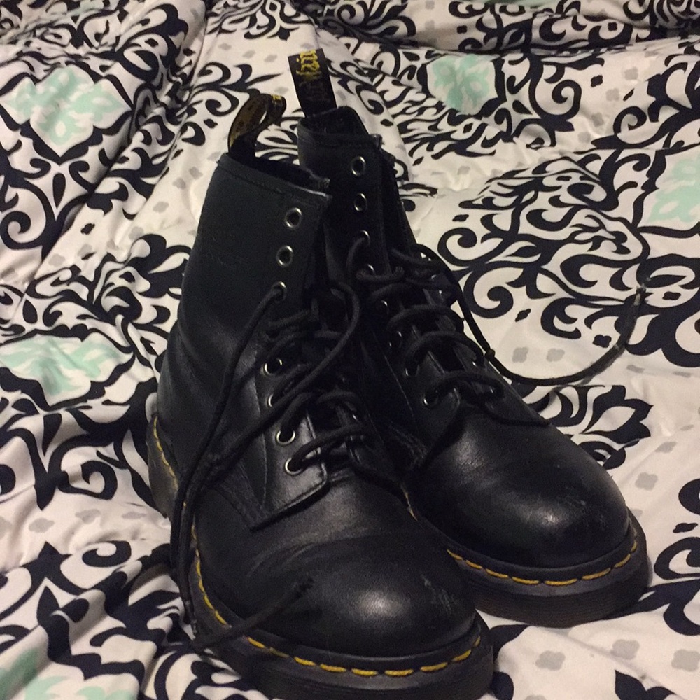 Black Dr.Martens